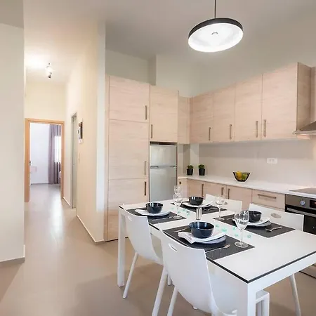 Apartament Fofi's Elegant